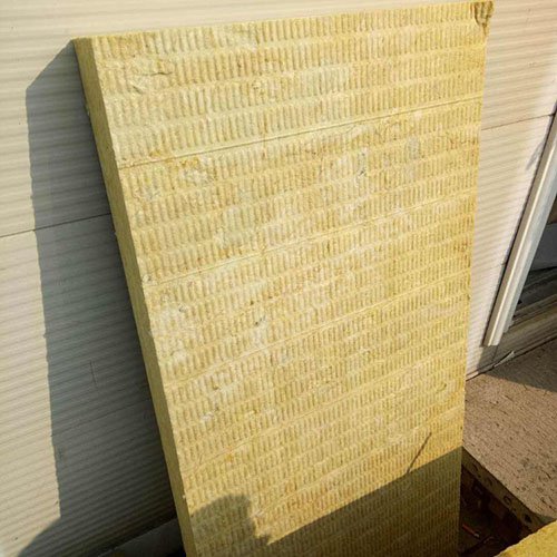 巖棉板為何能收到大家的喜愛(ài)？