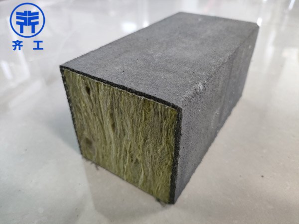 A級(jí)豎絲巖棉裝飾線條